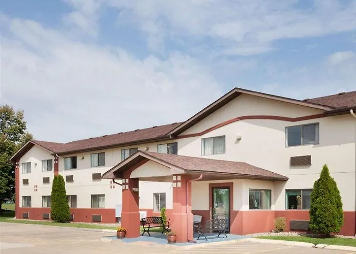Super 8 By Wyndham Washington/peoria Area Motel Washington
