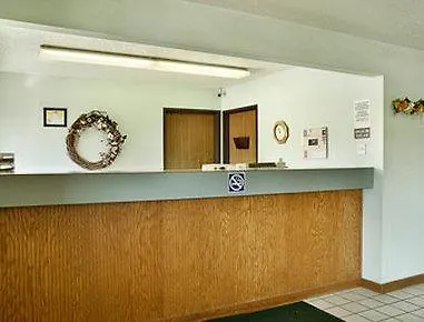 Super 8 By Wyndham Washington/peoria Area Motel 2*