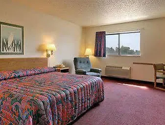 Motel Super 8 By Wyndham Washington/peoria Area Washington